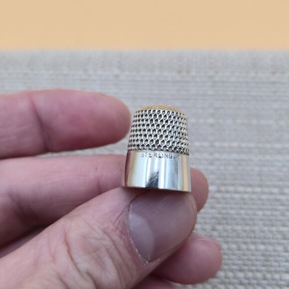 Sterling Silver 16mm Engraved Sewing Thimble A5031 - Picture 2 of 5